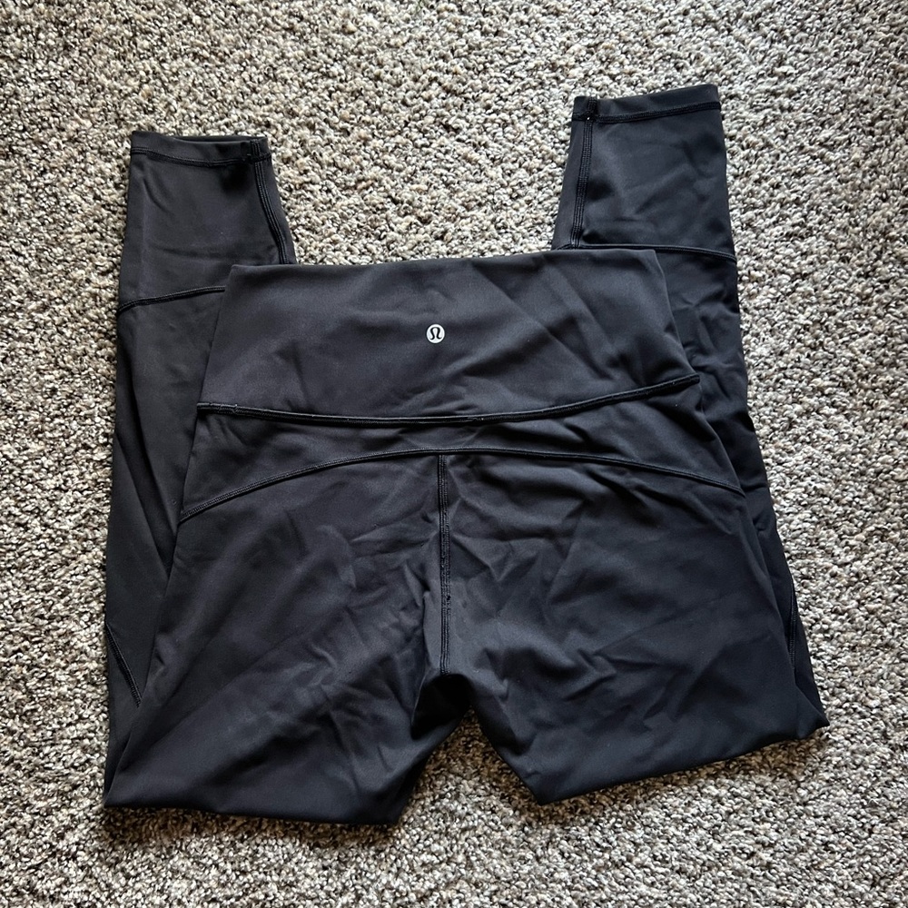 Lululemon In Movement Tight 25" *Everlux Size 8 Color Black
